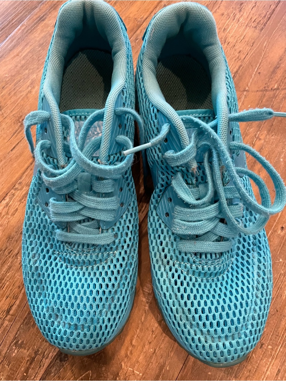 Nike Air Max 90 Turquoise Aqua Mesh Sneakers